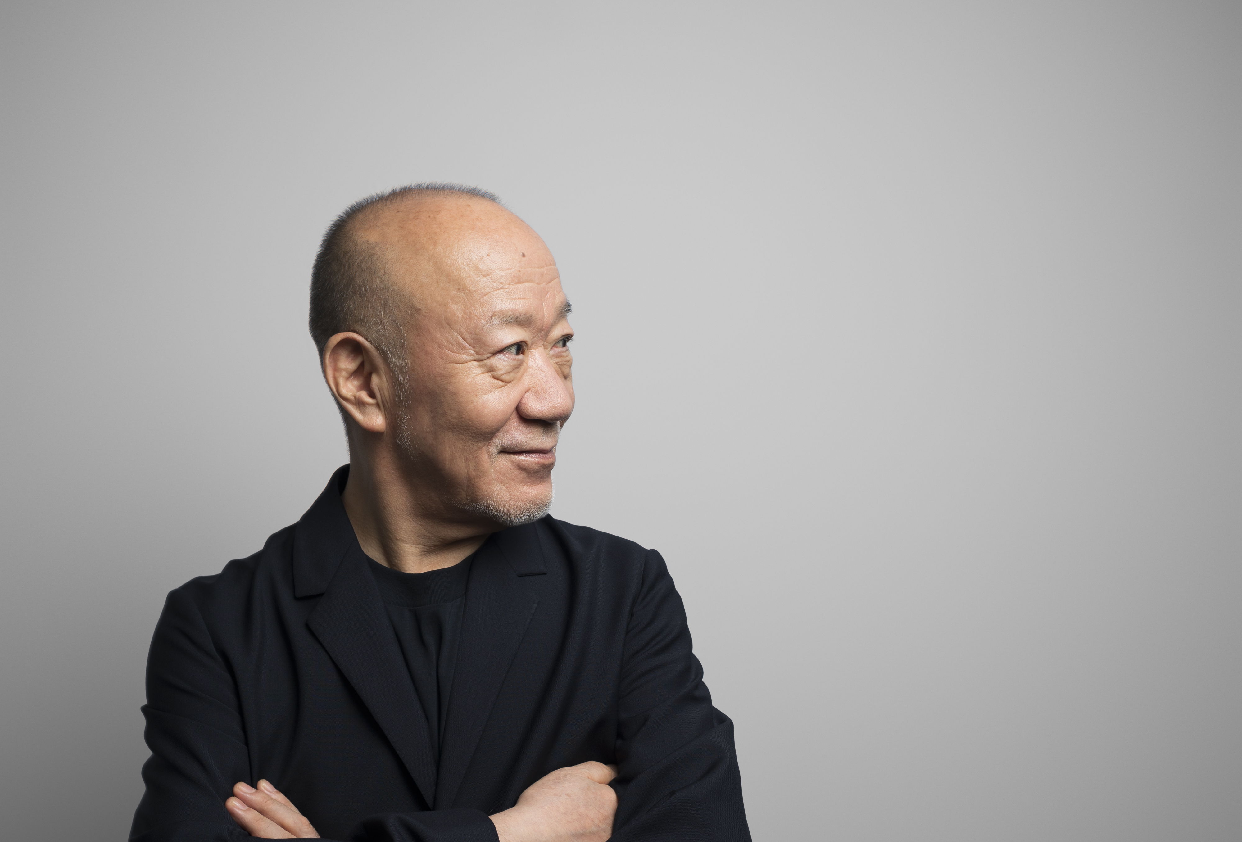 Hisaishi Leads Pictures at an Exhibition